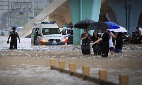 河南高考遇暴雨_河南高考事件最新消息